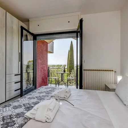 Holiday Sirmione Apartments Lejlighed Sirmione
