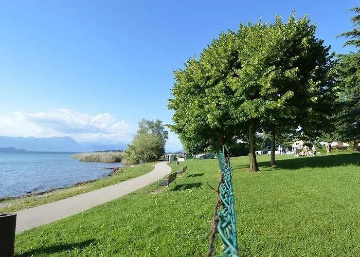 Holiday Sirmione Apartments Apartment Sirmione