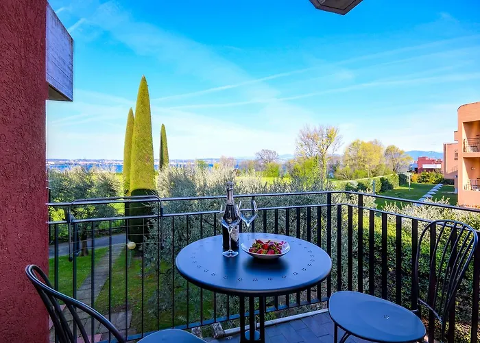 Holiday Sirmione Apartments