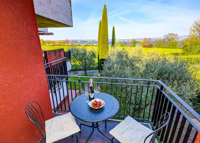 Apartment Holiday Sirmione Apartments Sirmione
