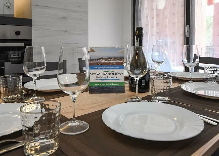 Apartment Holiday Sirmione Apartments